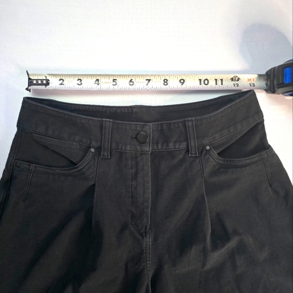 EUC Lululemon Black Five Pocket Pants Size 27 - Picture 5 of 6